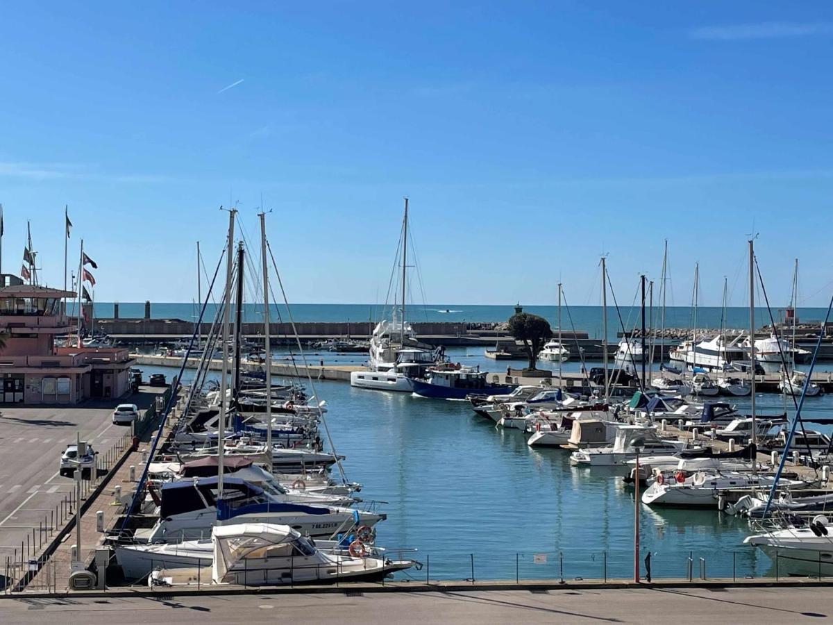 Borgo Damare Nettuno Vista Mare Apartamento Exterior foto