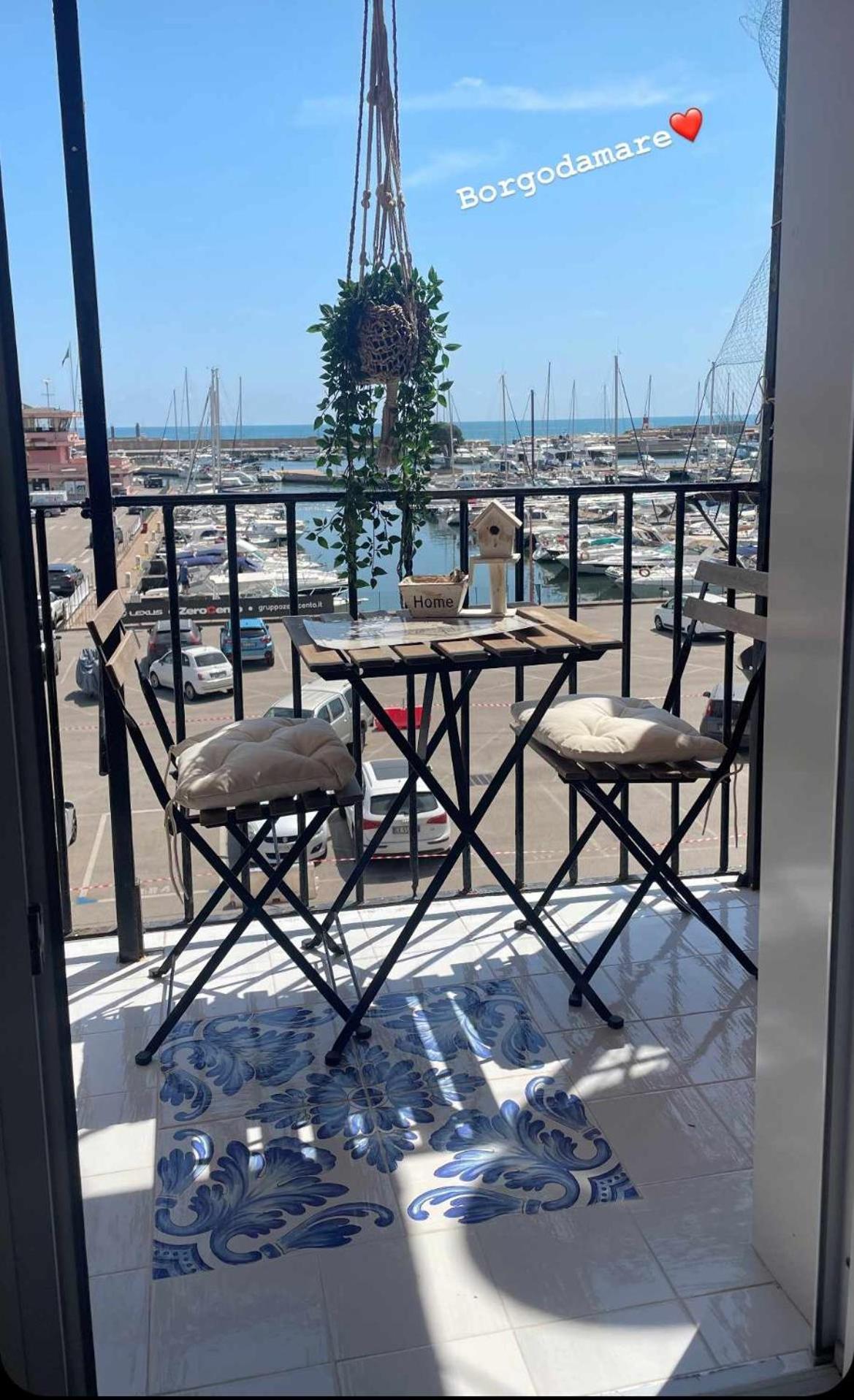 Borgo Damare Nettuno Vista Mare Apartamento Exterior foto